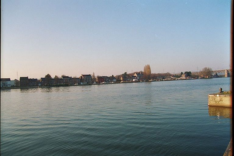 Le quai du halage  Devant-le-Pont / Vis