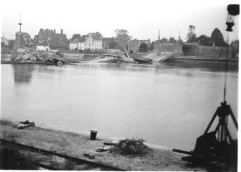 Pont de Vis dtruit en 1940, collection Marc Poelmans